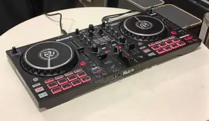 Numark Mixtrack Pro Fx DJ Controller-Japan