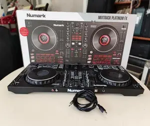 Numark Mixtrack Platinum FX DJ Controller-Japan