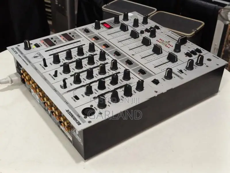 Behringer Pro Mixer-Japan