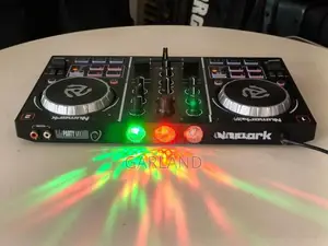 Numark Partymix DJ Controller-Japan