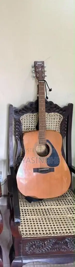 Yamaha FX310A II Electro Acoustic Guitar