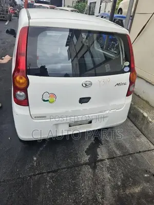Daihatsu Mira L 275 Rear Door Dicky