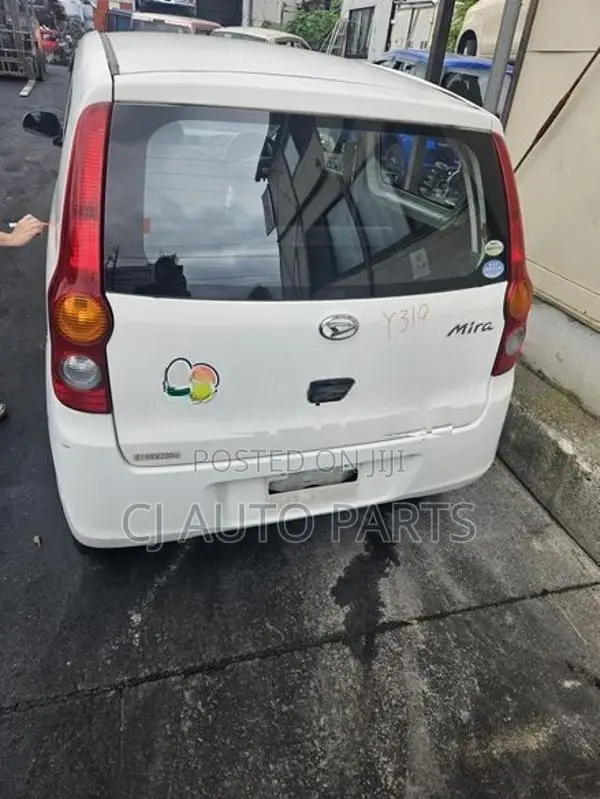 Daihatsu Mira L 275 Rear Door Dicky
