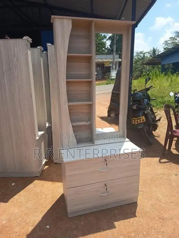 Modern Ash White Dressing Table .