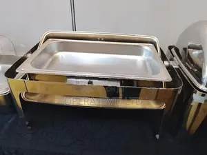 Roller-Top Chafing Dish With Glass