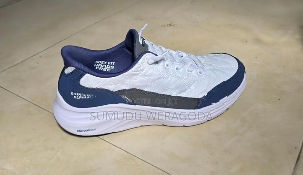 Brand New Skechers Unisex US 8 – Cozy Fit / Slip-Ins