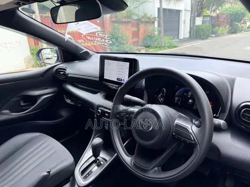 Toyota Yaris G Grade LED Edition 2024