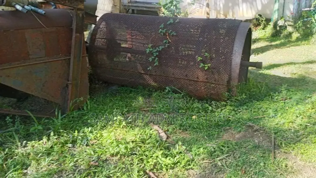 වැලි ප්ලාන්ට් යන්ත්‍ර උපකරණ විකිණීමට ඇත.