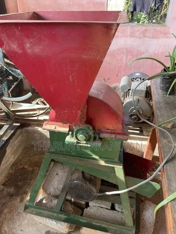 Coconut Oil Machine With Copra Cutting