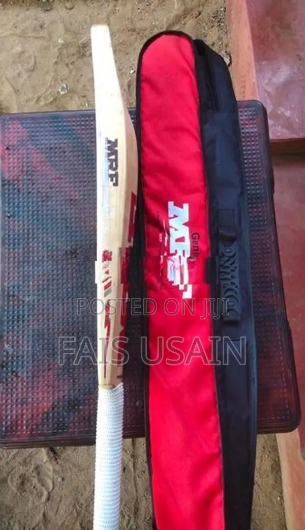 MRF Player Edition Bat