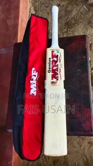 MRF Player Edition Bat