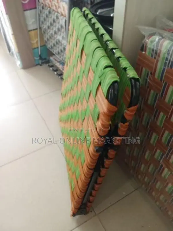 Folding Bed (V-3)