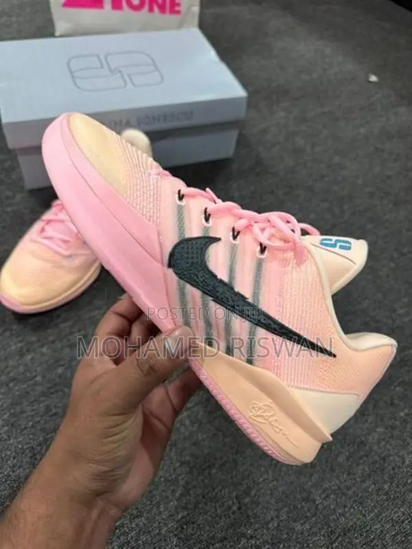 NIKE Sabrina 3 Authentic Basketball Shoe