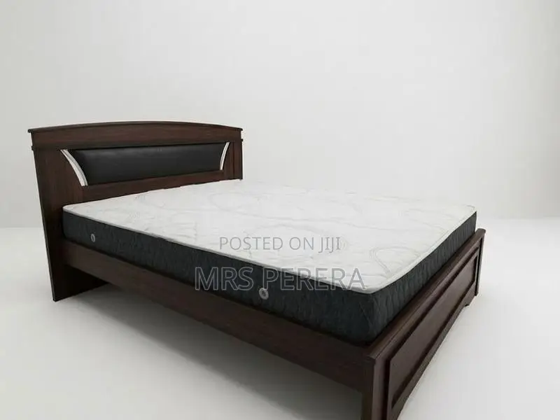 Damro Queen Size Bed With Mattress 60 X 78