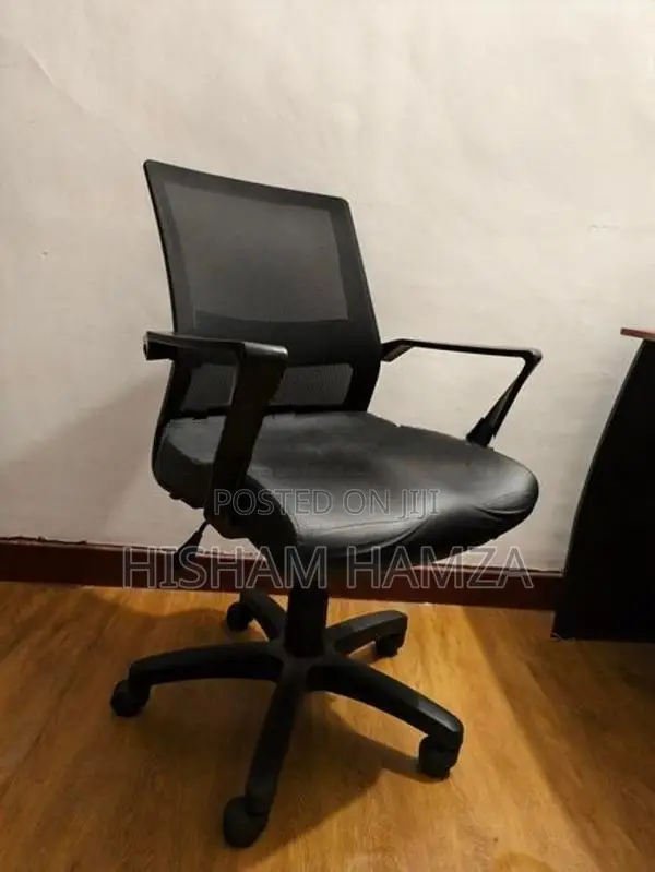 Piyestra Chair