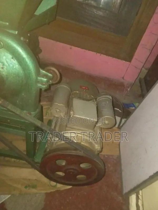 Rice Grinding Machine