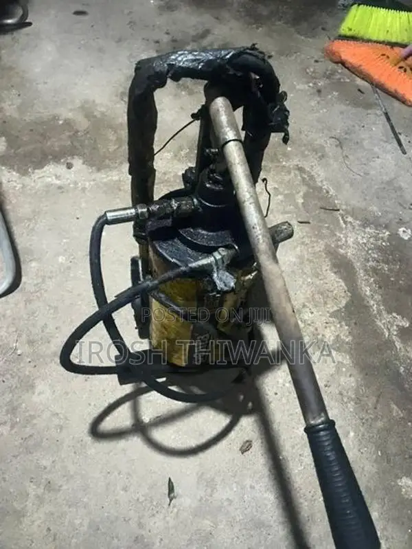 Grease Gun