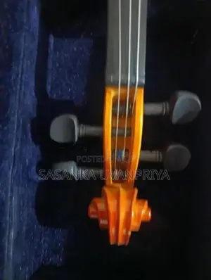 Lark Violin