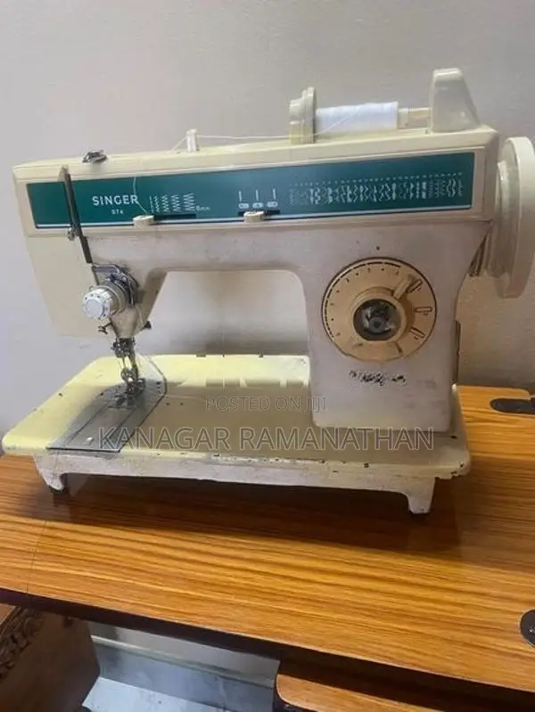 Singer Overlock Machine