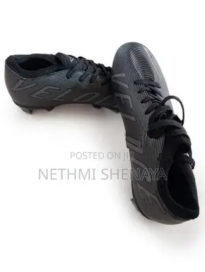 Umbro Veloce Pro FG Football Boots