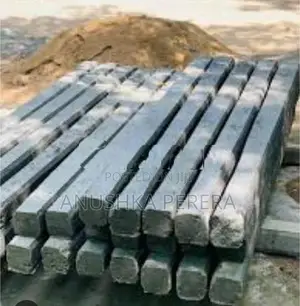 අඩි 7 කොන්ක්‍රීට් වැට කණු 20ක්
