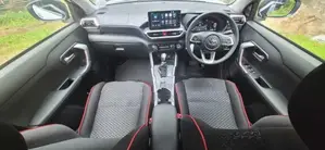 Toyota Raize z Hybrid 2025
