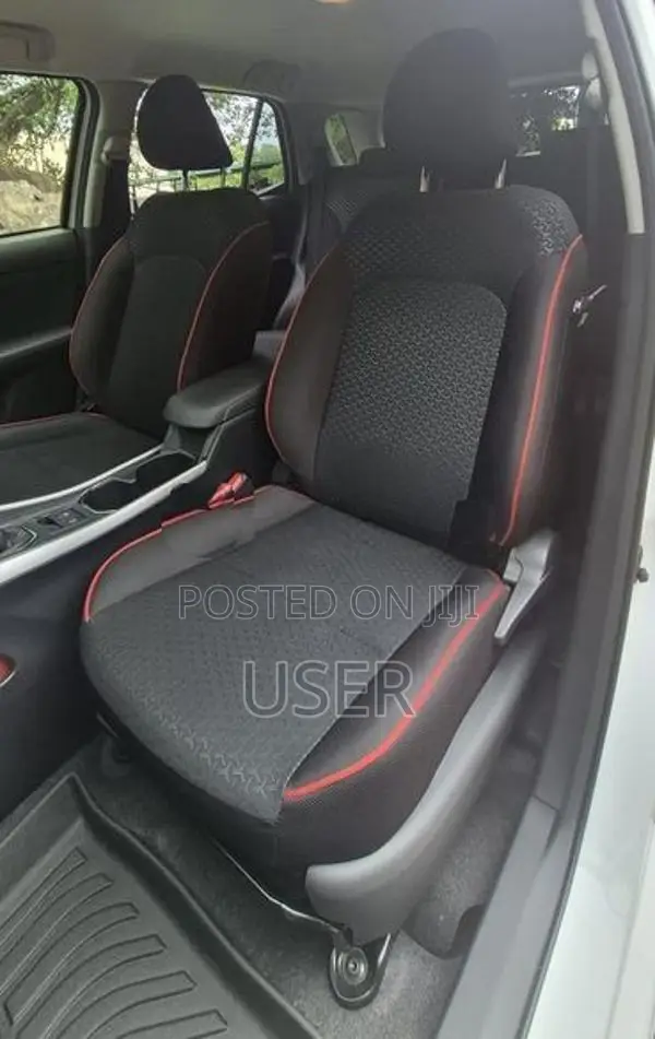 Toyota Raize z Hybrid 2025