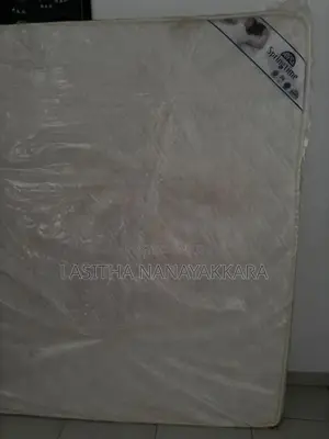 Brand New Arpico Spring Mattress, King Size (72×72×6 Inches).
