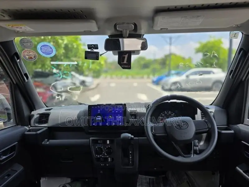 Toyota Pixis Van Japan 2025