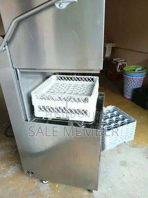 Hood - Type Commercial Dishwasher