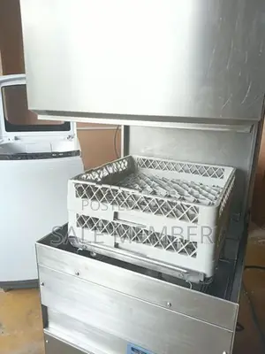 Hood - Type Commercial Dishwasher