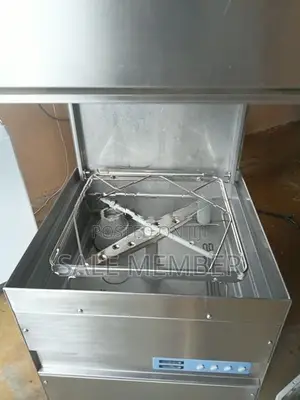 Hood - Type Commercial Dishwasher