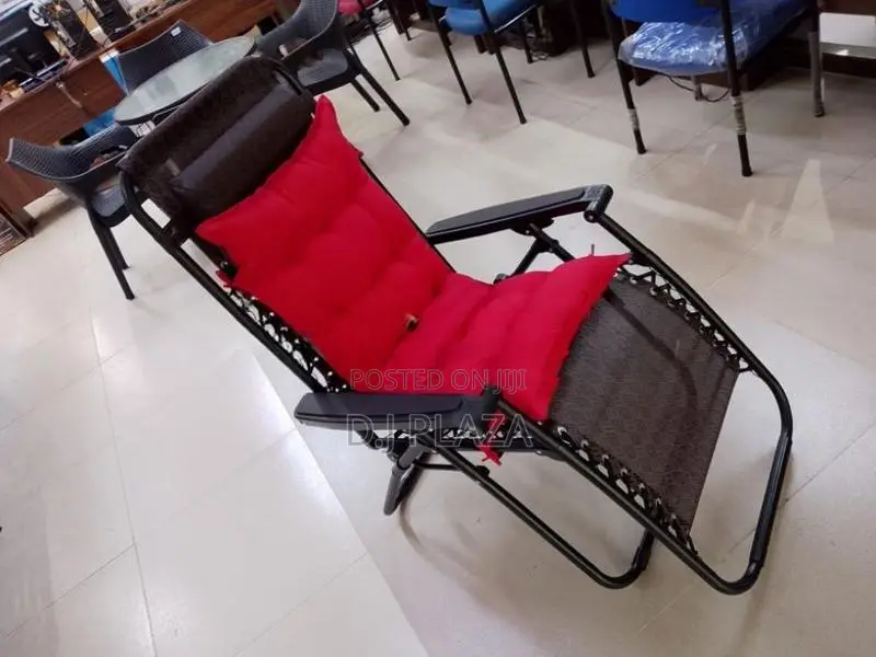 Relax Chair With Cushion