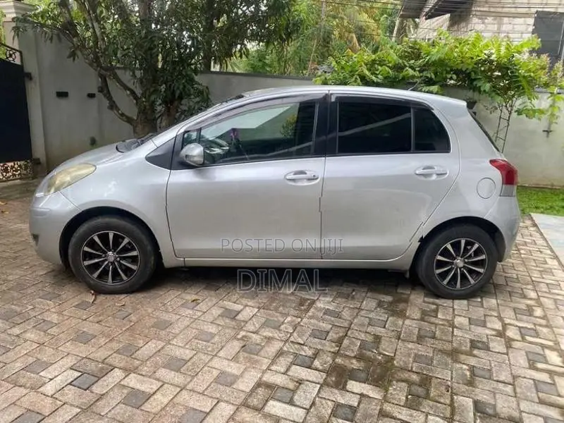 Toyota Vitz 2009
