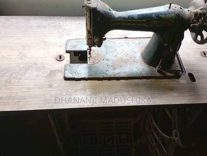 Singer Antique Sewing Machine