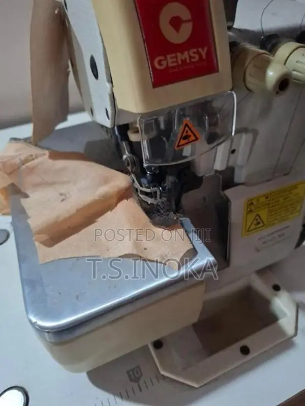 Gemsy 5 Thread Overlock Machine