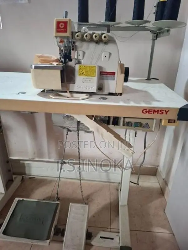 Gemsy 5 Thread Overlock Machine
