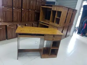 Computer Table 4X2