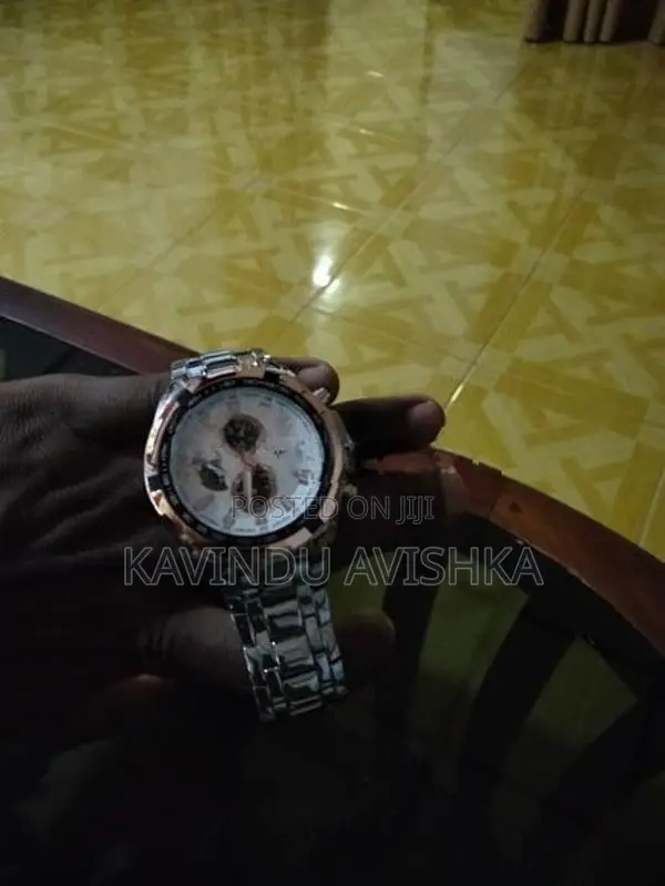 Curren Watch