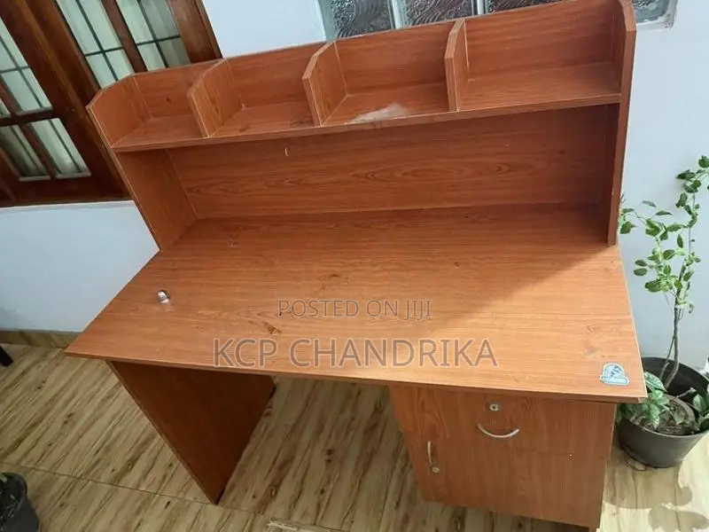 Damro Study Table