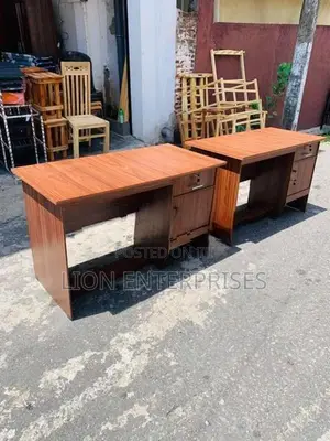 Melamine office tables 4×2 ft brand new