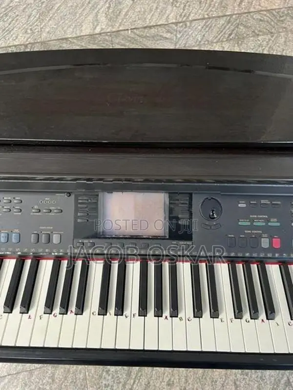 Yamaha Clavinova CVP-98