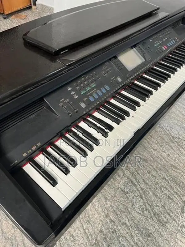 Yamaha Clavinova CVP-98