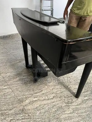 Yamaha Clavinova CVP-98
