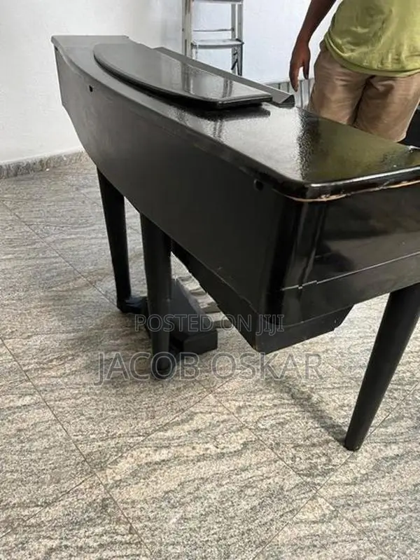 Yamaha Clavinova CVP-98