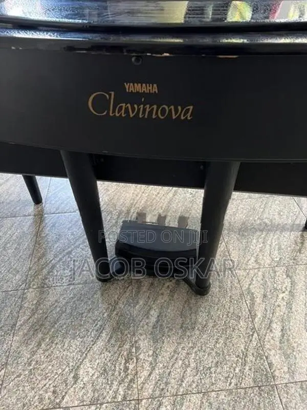 Yamaha Clavinova CVP-98