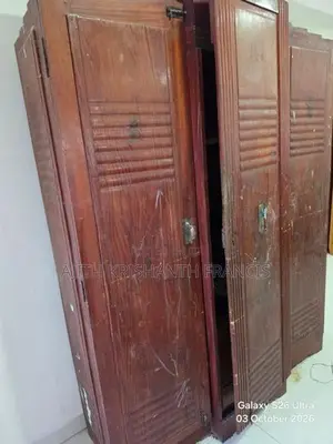 Wooden Almirah