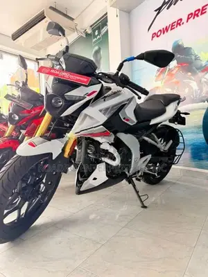 Bajaj Pulsar N160 Premium 2026