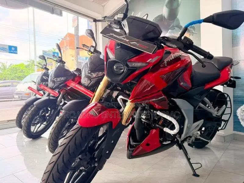 Bajaj Pulsar N160 Premium 2026