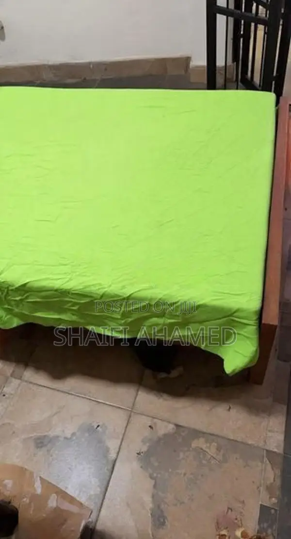 Single Bed With Mattress
